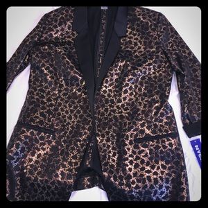 Fun blazer, leopard print NWT